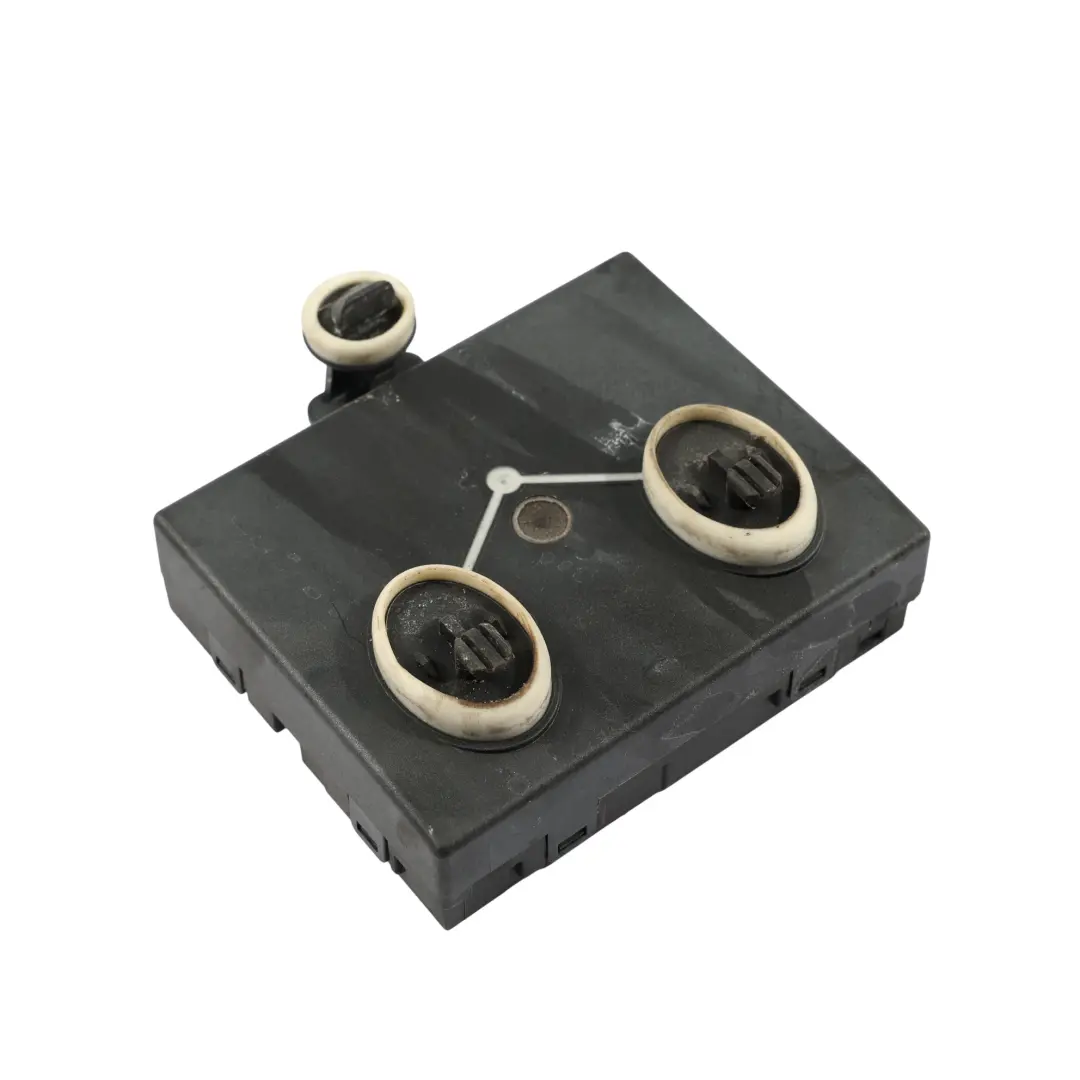 Módulo Control Puerta Lado Delantero Conductor para Audi A4 B8 A5 8T con número de pieza 8T0959793K Audi A4 B8 A5 8T Módulo Control Puerta Lado Delantero Conductor - SKU 8T0959793K - Número de pieza 8T0959793K