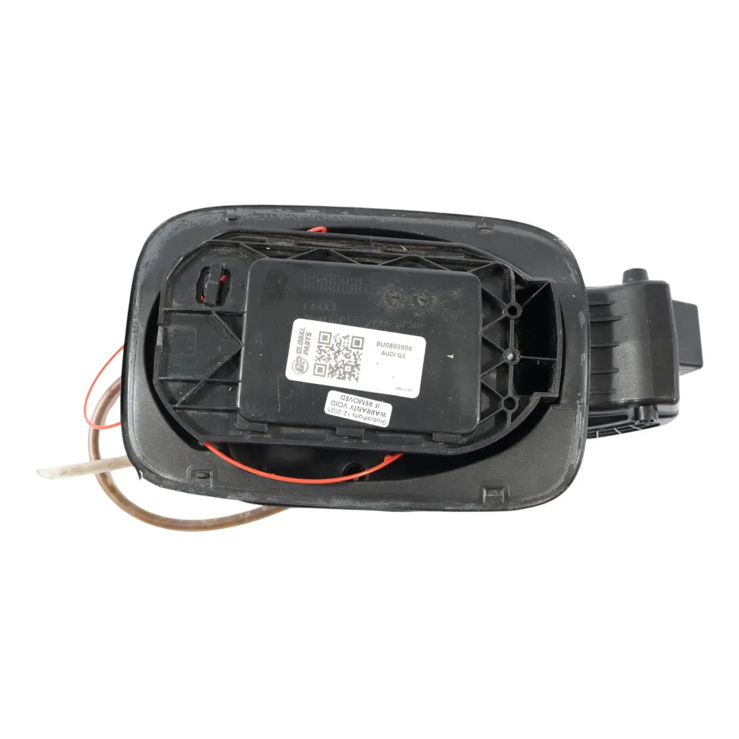 Audi Q3 8U Kraftstofftank Einfüllstutzen Klappe Deckel Deckel Gehäuse - SKU 8U0809906 - Teilenummer 8U0809906