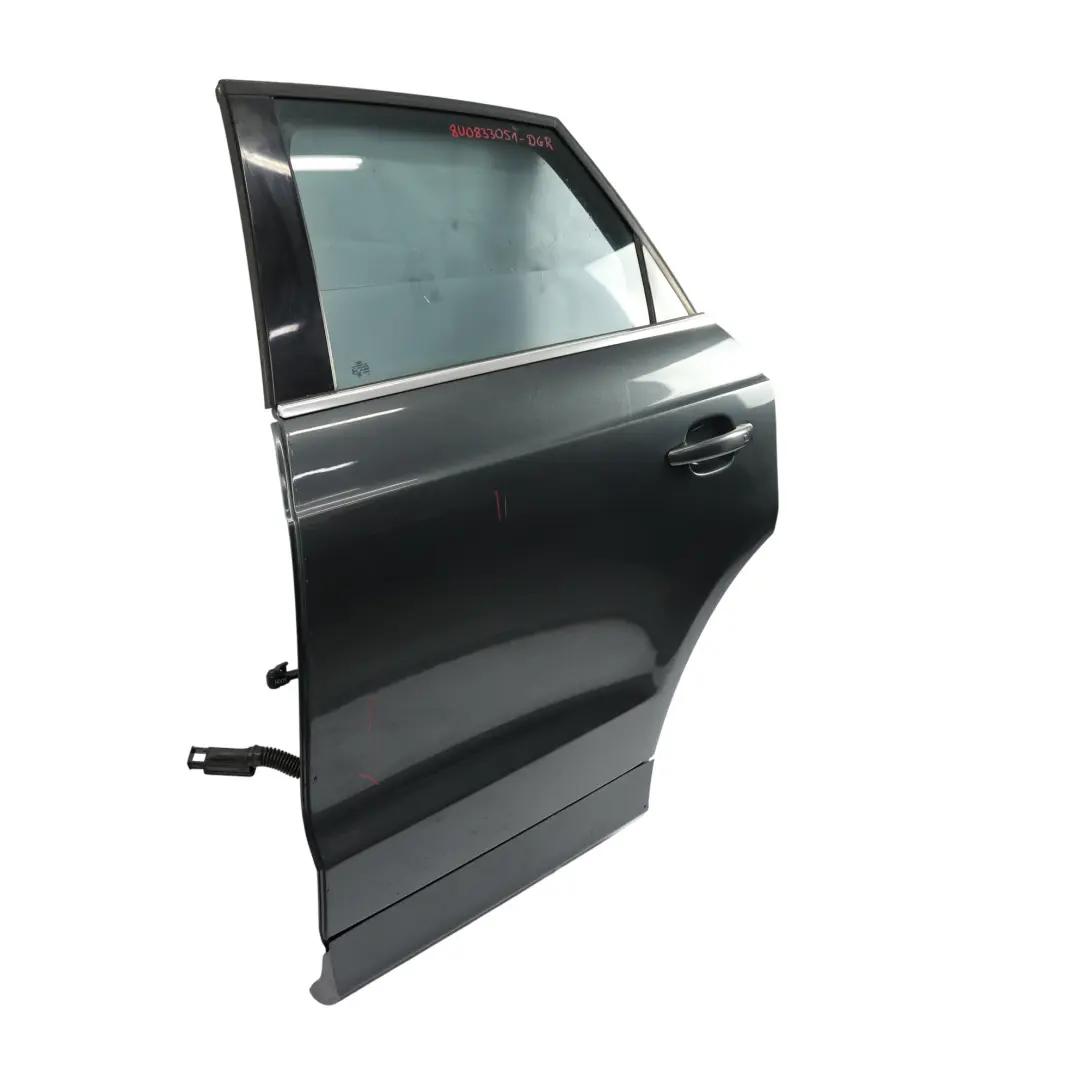 Audi Q3 8U Porta Posteriore Sinistra Daytona Grey Grigio - Z7S - SKU 8U0833051-DGR - Numero di parte 8U0833051