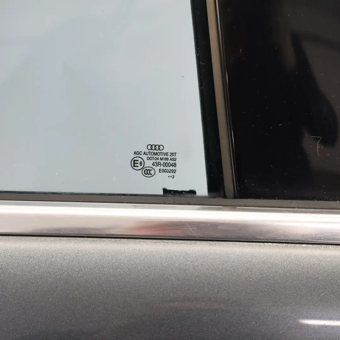 Drzwi Tylne Prawe Daytona Grey Szary Perłowy - Z7S do Audi Q3 8U o numerze 8U0833052 Audi Q3 8U Drzwi Tylne Prawe Daytona Grey Szary Perłowy - Z7S - SKU 8U0833052-DGR1 - Numer Części 8U0833052