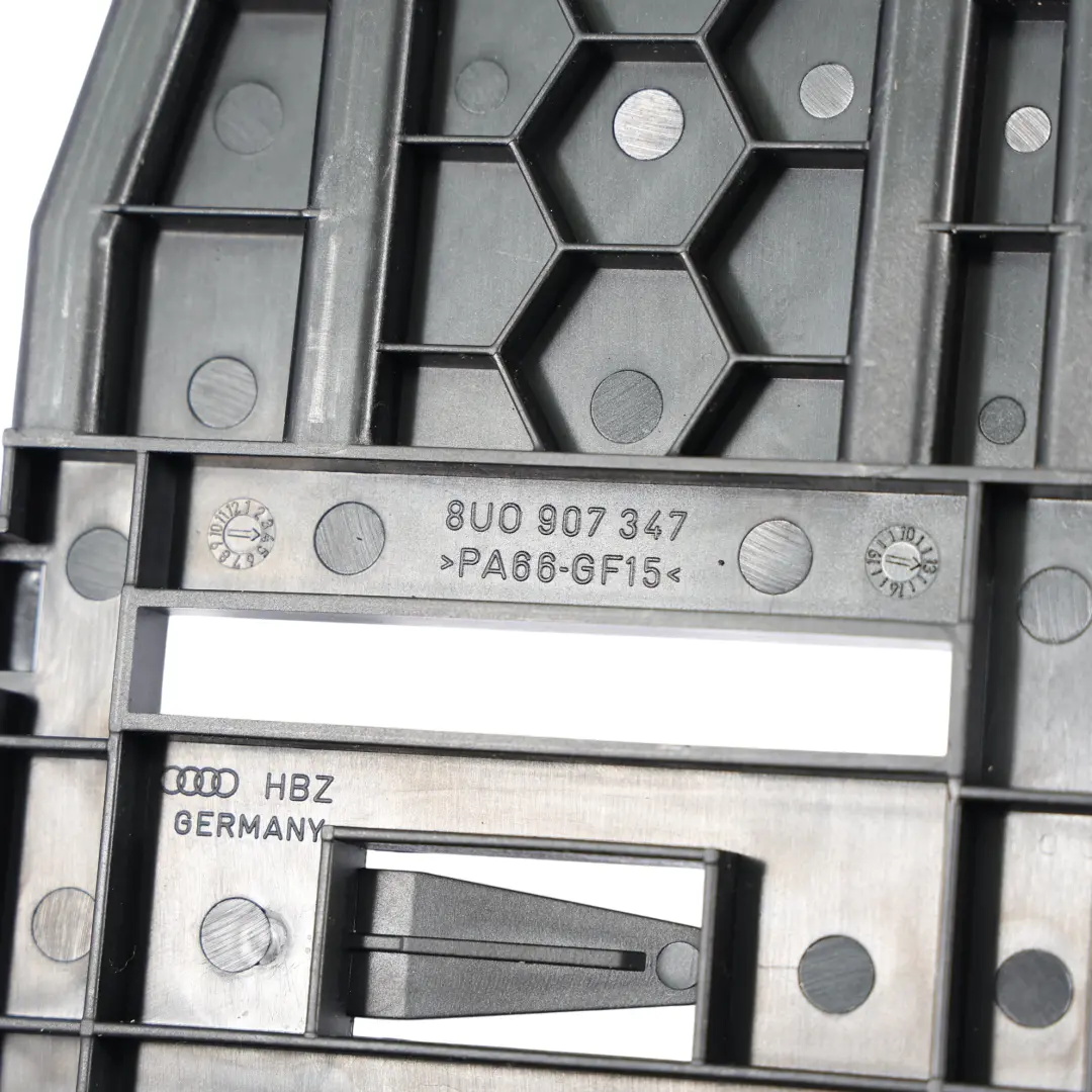 Audi Q3 8U Uchwyt Mocowania Stabilizatora Napięcia - SKU 8U0907347 - Numer Części 8U0907347