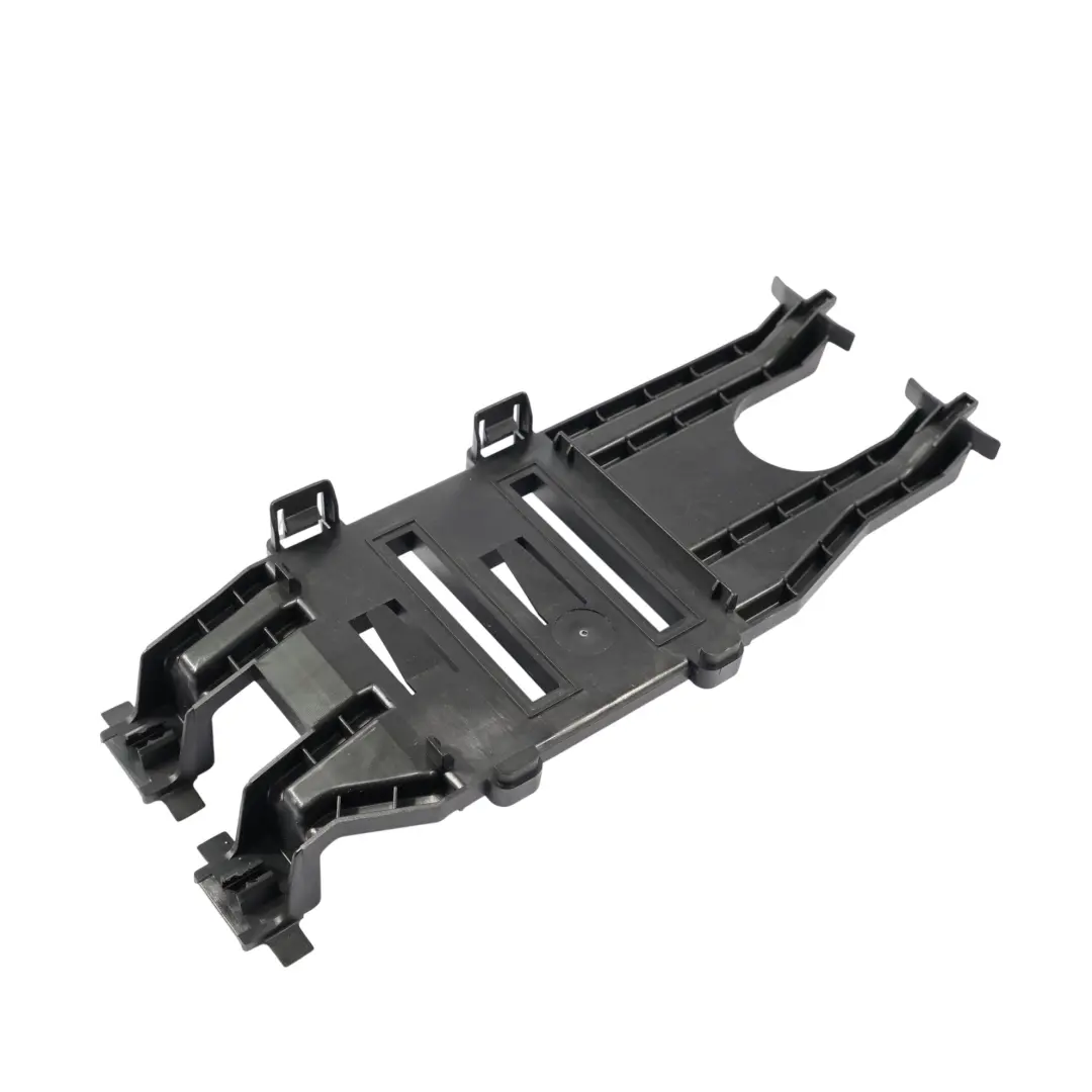 Audi Q3 8U Uchwyt Mocowania Stabilizatora Napięcia - SKU 8U0907347 - Numer Części 8U0907347