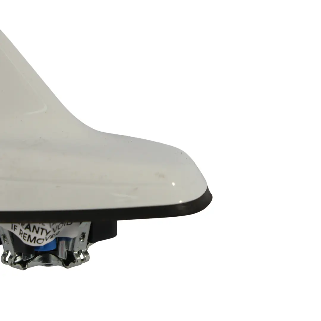 Antenna Amplificatore Tetto Pinna Squalo Antenna Ibis Bianco - Y9C per Audi A3 8V con numero di parte 8V0035503AP Audi A3 8V Antenna Amplificatore Tetto Pinna Squalo Antenna Ibis Bianco - Y9C - SKU 8V0035503AP-IWH - Numero di parte 8V0035503AP