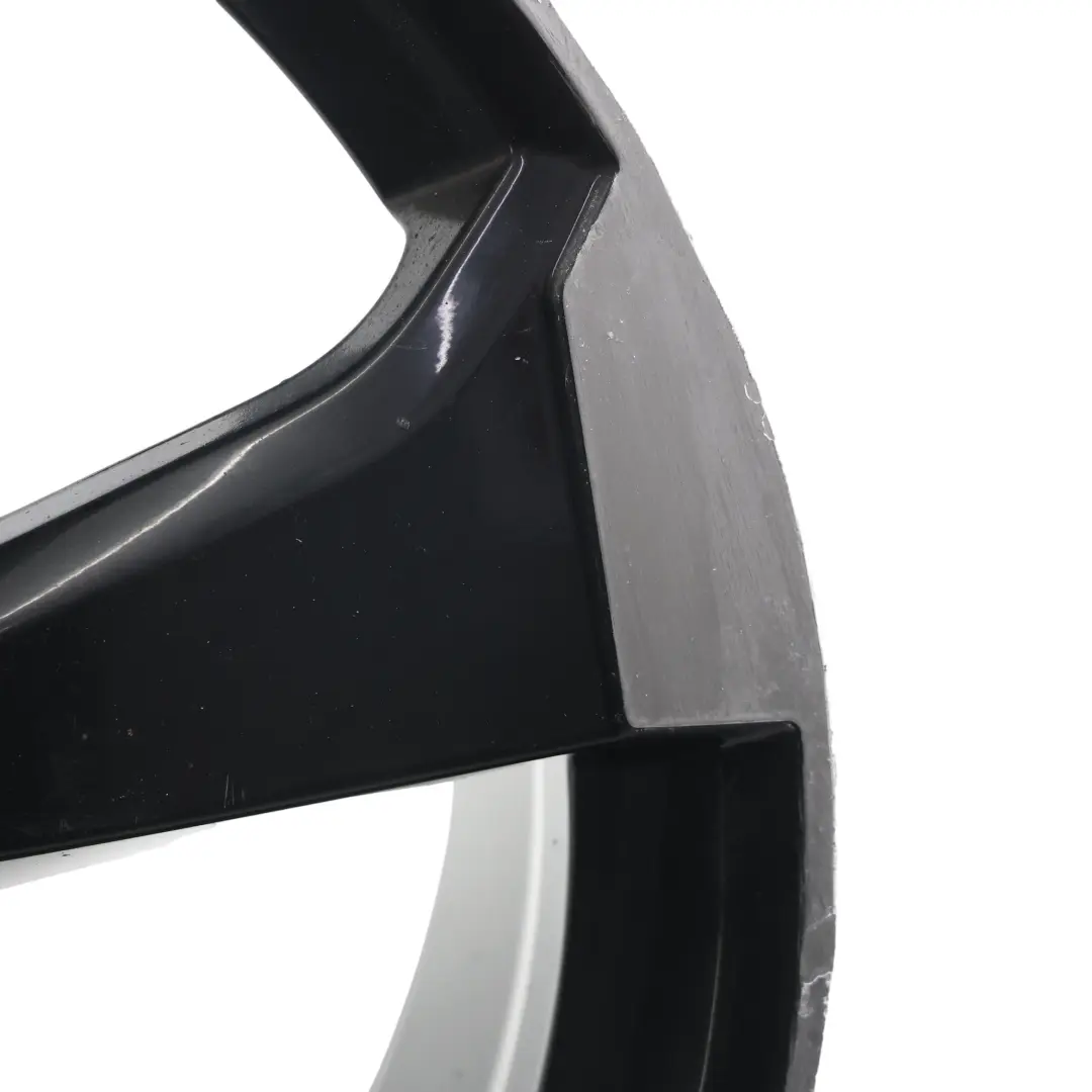 Schwarzer Rotor Alufelge 19" 8,0J ET:49 für Audi A3 RS3 8V mit Teilenummer 8V0601025FA Audi A3 RS3 8V Schwarzer Rotor Alufelge 19" 8,0J ET:49 - SKU 8V0601025FA-2 - Teilenummer 8V0601025FA