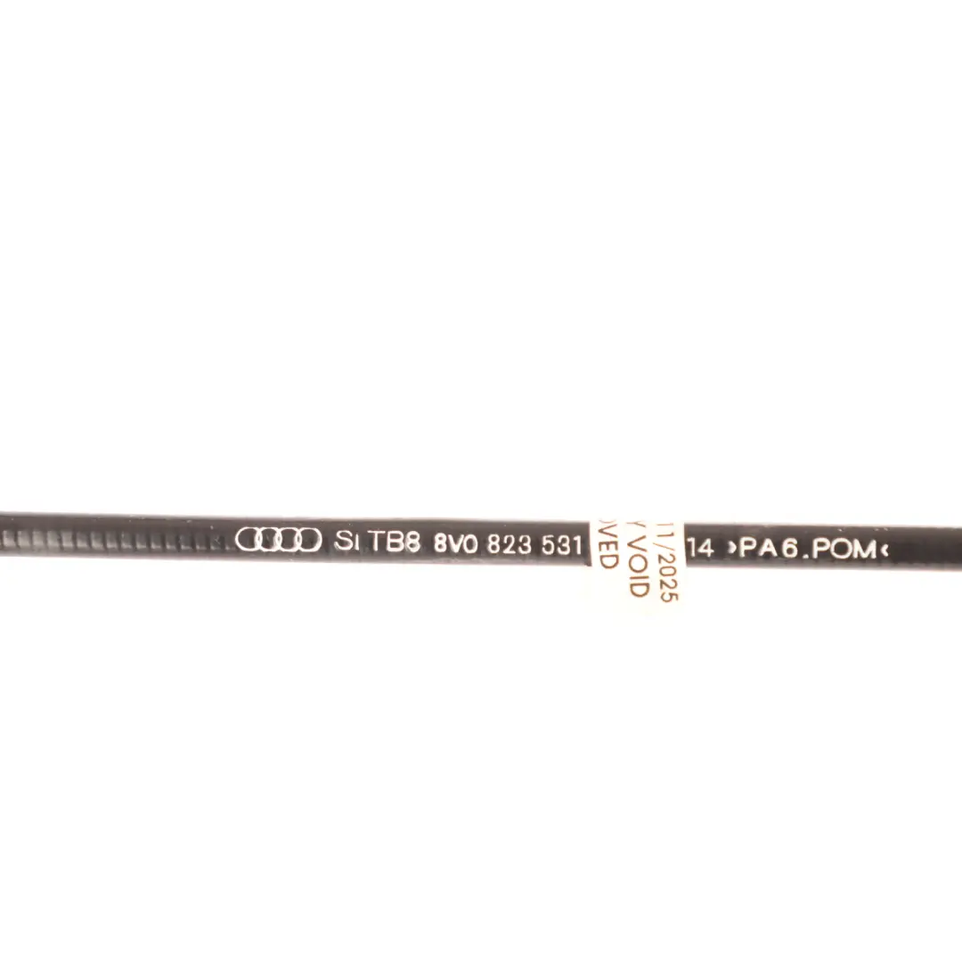 Cable Tirador Cierre Capó Delantero para Audi A3 S3 8V con número de pieza 8V0823531A Audi A3 S3 8V Cable Tirador Cierre Capó Delantero - SKU 8V0823531A - Número de pieza 8V0823531A