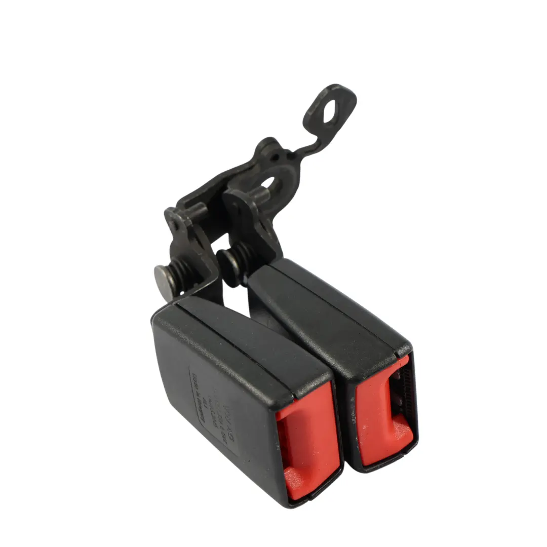 Fibbia Cintura Sicurezza Posteriore Sinistra per VW Volkswagen Golf MK7 con numero di parte 8V0857739A VW Volkswagen Golf MK7 Fibbia Cintura Sicurezza Posteriore Sinistra - SKU 8V0857739A - Numero di parte 8V0857739A