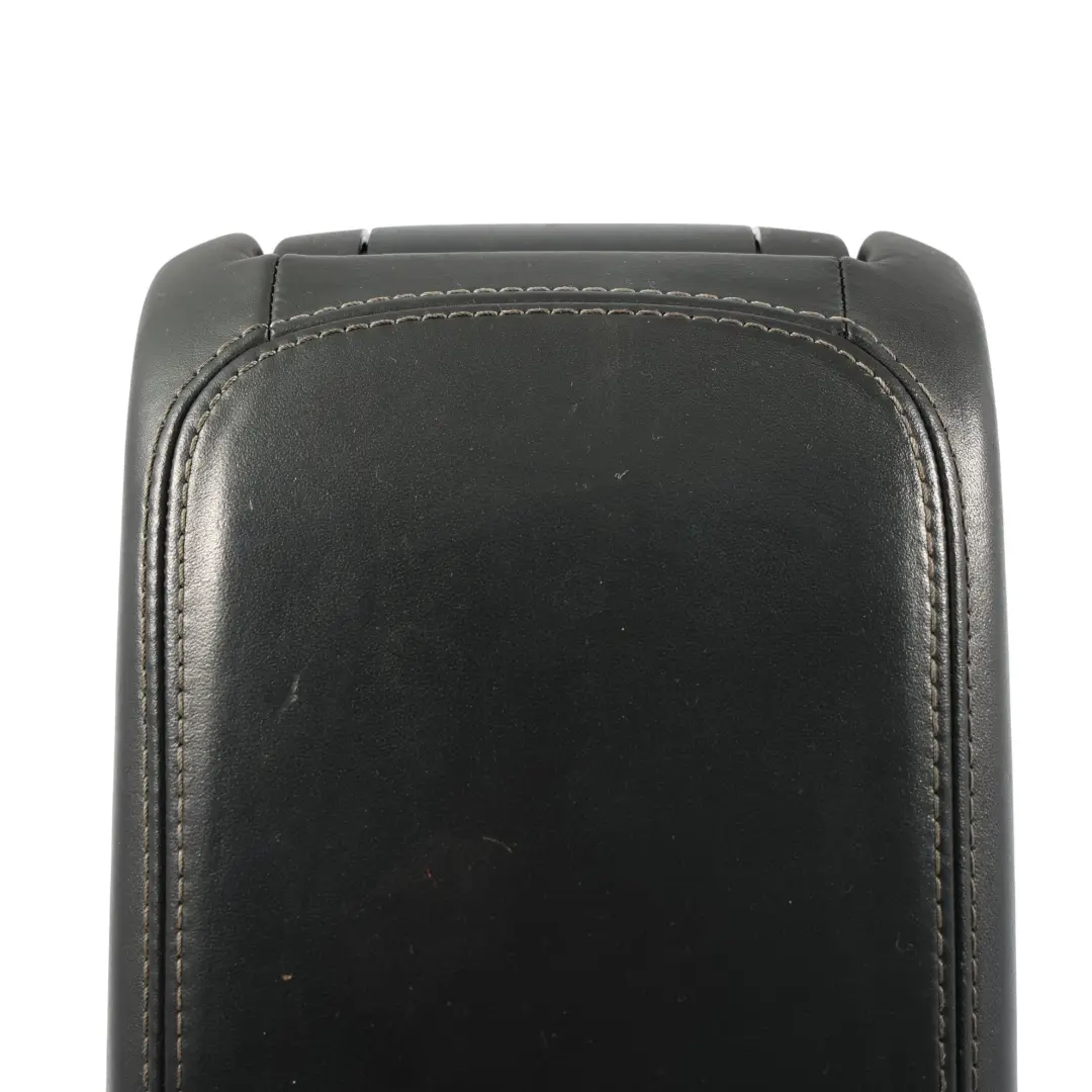 Console Centrale Bracciolo Bracciolo In Pelle Nero per Audi A3 8V con numero di parte 8V0864283A Audi A3 8V Console Centrale Bracciolo Bracciolo In Pelle Nero - SKU 8V0864283A-1 - Numero di parte 8V0864283A