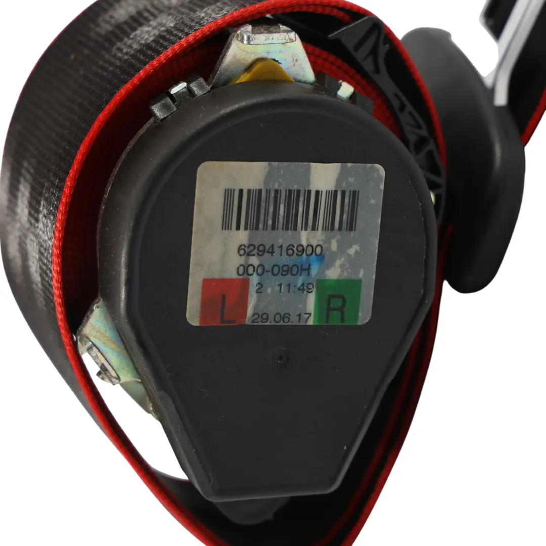 Ceinture Sécurité Arrière Droite Gauche Noir/Rouge pour Audi RS3 8V à propos du numéro de pièce 8V3857805 Audi RS3 8V Ceinture Sécurité Arrière Droite Gauche Noir/Rouge - SKU 8V3857805-1 - Numéro de pièce 8V3857805