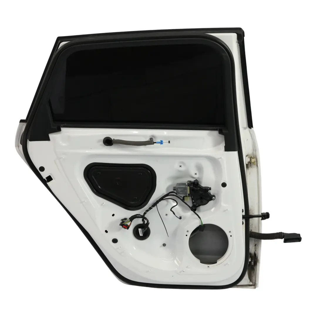 Sportback Puerta Trasera Izquierda Ibis White Blanco - Y9C para Audi A3 8V con número de pieza 8V4833051B Audi A3 8V Sportback Puerta Trasera Izquierda Ibis White Blanco - Y9C - SKU 8V4833051B-IWH - Número de pieza 8V4833051B