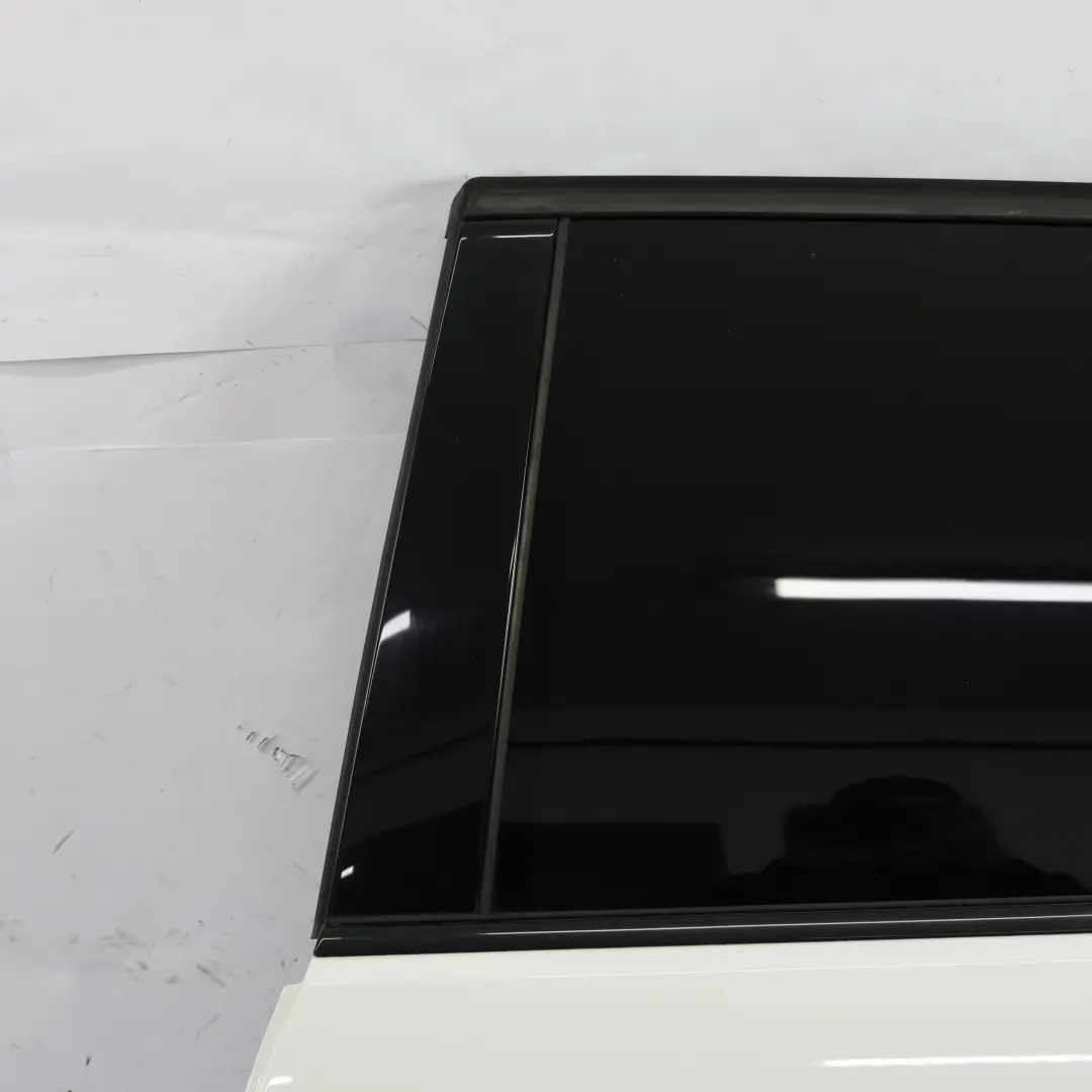 Sportback Posteriore Sinistra Porta Bianco Ibis White - Y9C per Audi A3 8V con numero di parte 8V4833051B Audi A3 8V Sportback Posteriore Sinistra Porta Bianco Ibis White - Y9C - SKU 8V4833051B-IWH - Numero di parte 8V4833051B