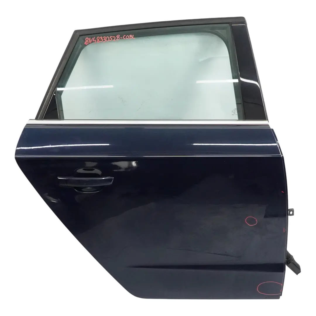 Sportback Porta Posteriore Destra Cosmos Blue Metallic - X5E per Audi A3 8V con numero di parte 8V4833052B Audi A3 8V Sportback Porta Posteriore Destra Cosmos Blue Metallic - X5E - SKU 8V4833052B-COBL - Numero di parte 8V4833052B