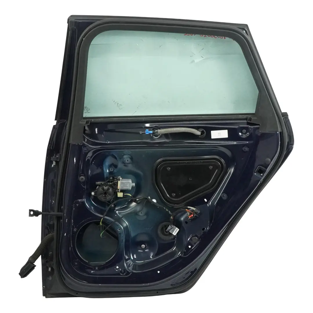 Sportback Porta Posteriore Destra Cosmos Blue Metallic - X5E per Audi A3 8V con numero di parte 8V4833052B Audi A3 8V Sportback Porta Posteriore Destra Cosmos Blue Metallic - X5E - SKU 8V4833052B-COBL - Numero di parte 8V4833052B