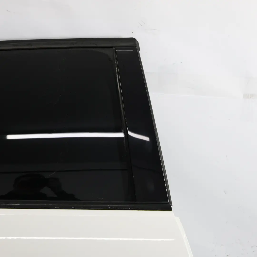 Sportback Porta Posteriore Destra Ibis White Bianco - Y9C per Audi A3 8V con numero di parte 8V4833052B Audi A3 8V Sportback Porta Posteriore Destra Ibis White Bianco - Y9C - SKU 8V4833052B-IWH - Numero di parte 8V4833052B