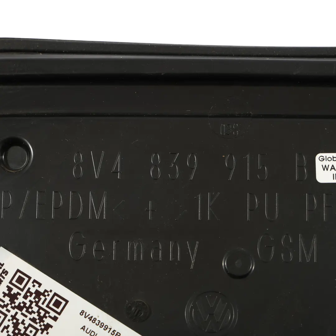 Sportback 5D Osłona Panel Zaślepka Drzwi Lewy Tył do Audi A3 8V o numerze 8V4839915B Audi A3 8V Sportback 5D Osłona Panel Zaślepka Drzwi Lewy Tył - SKU 8V4839915B - Numer Części 8V4839915B