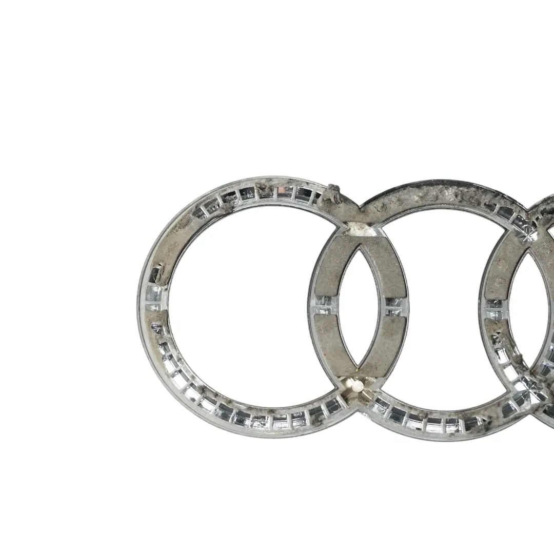 Coperchio Bagagliaio Portellone Posteriore Emblema Nero per Audi A3 8V con numero di parte 8V4853742 Audi A3 8V Coperchio Bagagliaio Portellone Posteriore Emblema Nero - SKU 8V4853742-1 - Numero di parte 8V4853742