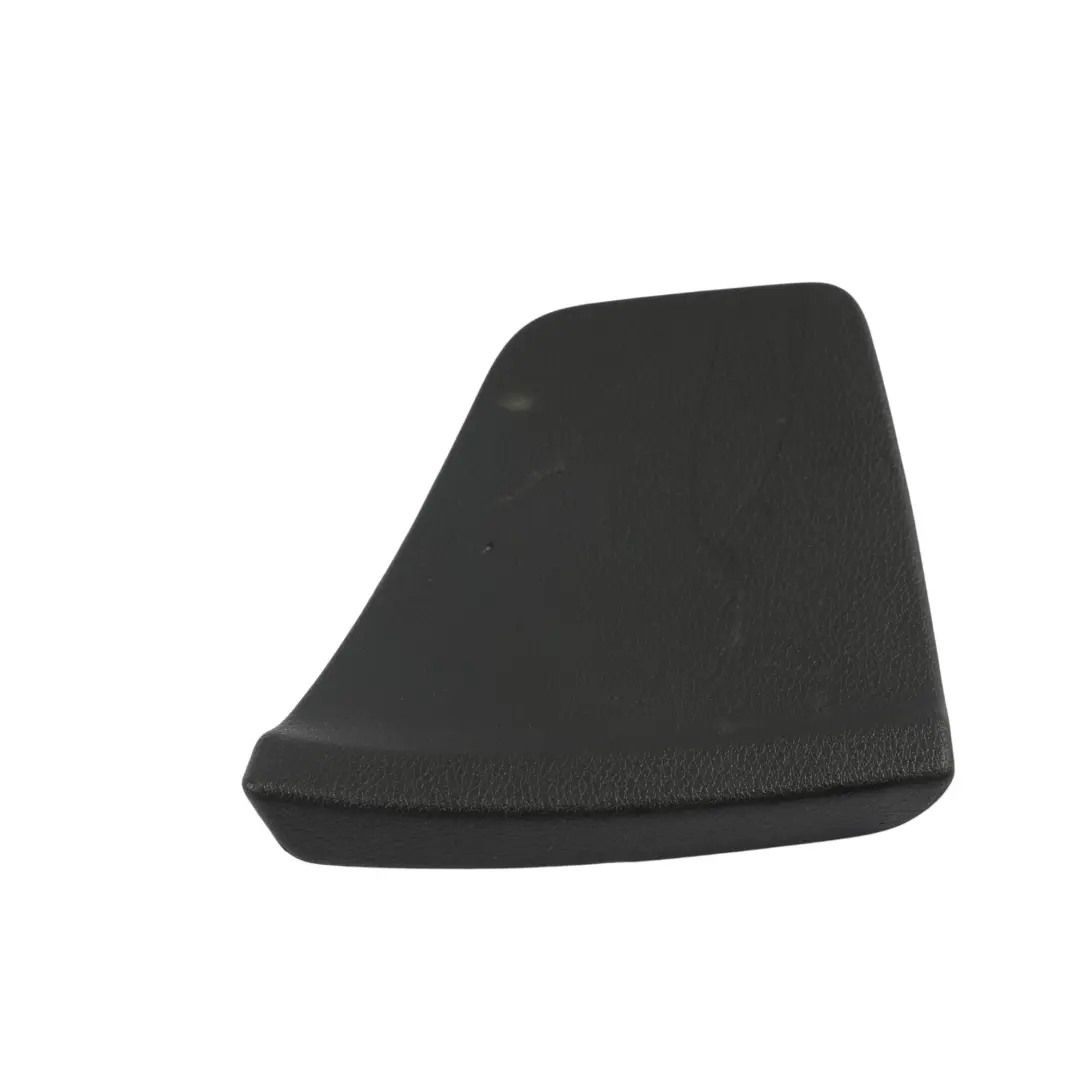 Embellecedor Tapa Maletero Inserto Trasero Derecho para Audi A3 S3 RS3 8V con número de pieza 8V4867658 Audi A3 S3 RS3 8V Embellecedor Tapa Maletero Inserto Trasero Derecho - SKU 8V4867658 - Número de pieza 8V4867658