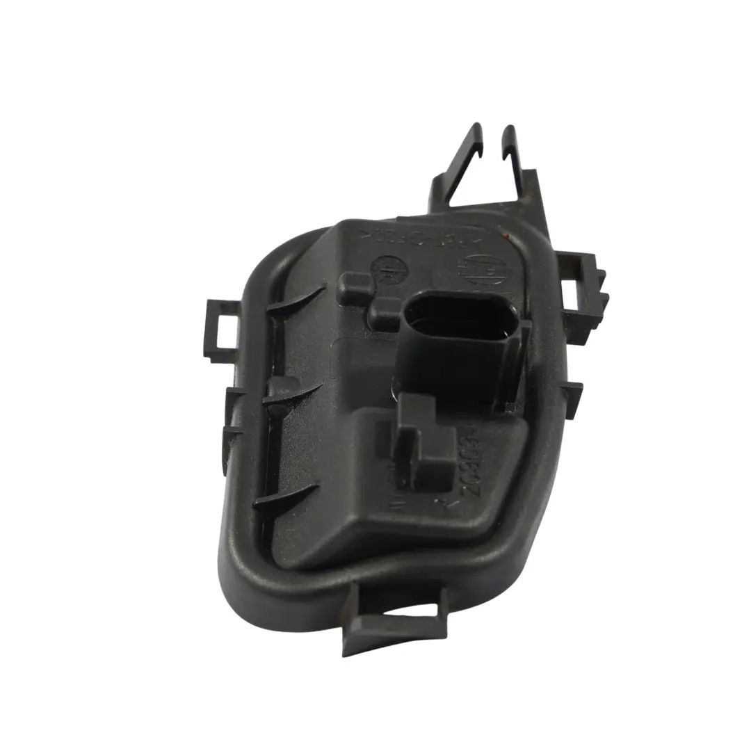 Tail Light Bulb Mount Holder Socket Rear Right O/S to Audi A3 8V with Part number 8V4945258C Audi A3 8V Tail Light Bulb Mount Holder Socket Rear Right O/S - SKU 8V4945258C - Part number 8V4945258C