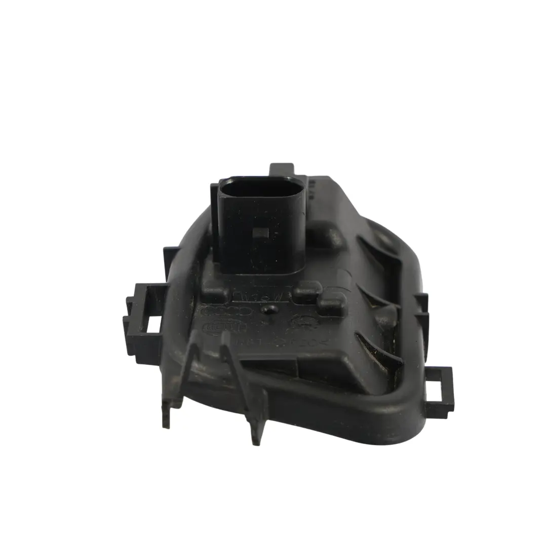 Audi A3 8V Fanale Supporto Portalampada Presa Posteriore Destra - SKU 8V4945258C - Numero di parte 8V4945258C