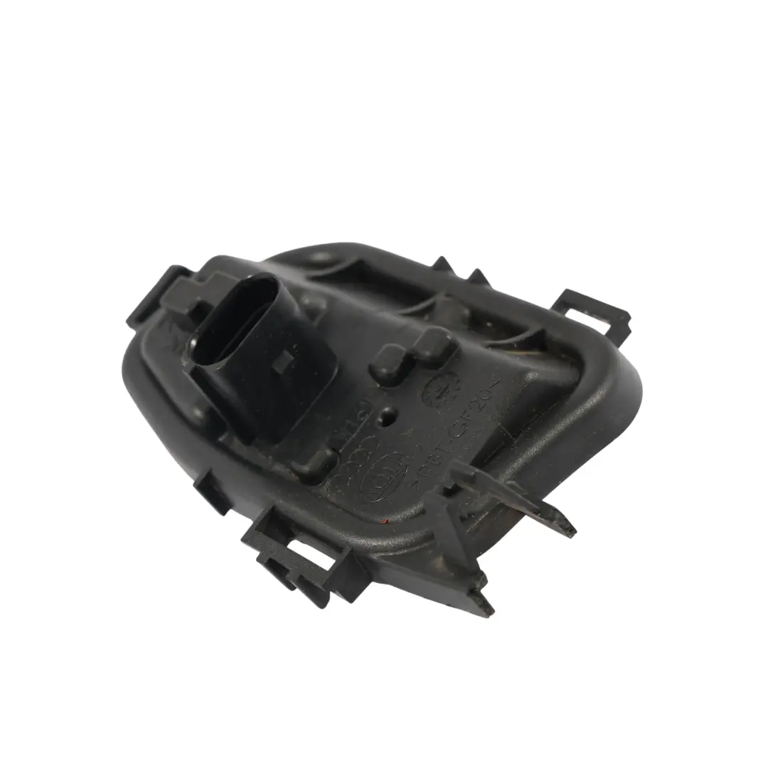 Gniazdo Żarówki Światła Lampy Tył Tylne Prawe do Audi A3 8V o numerze 8V4945258C Audi A3 8V Gniazdo Żarówki Światła Lampy Tył Tylne Prawe - SKU 8V4945258C - Numer Części 8V4945258C