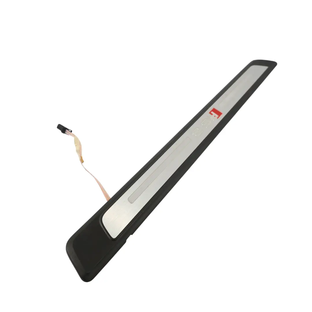 Porta Anteriore Illuminata Sill Plate Trim Sinistra per Audi RS3 8V con numero di parte 8V4947417B Audi RS3 8V Porta Anteriore Illuminata Sill Plate Trim Sinistra - SKU 8V4947417B - Numero di parte 8V4947417B
