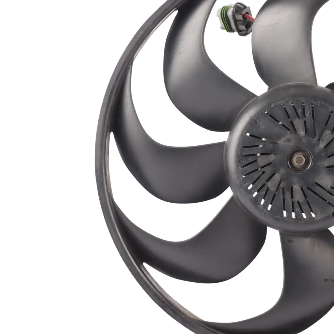 Ford Focus Mk3 III Motor Ventilador Del Radiador 1.6 TDCI - SKU 8V61-8C607-EE-1 - Número de pieza 8V61-8C607-EE