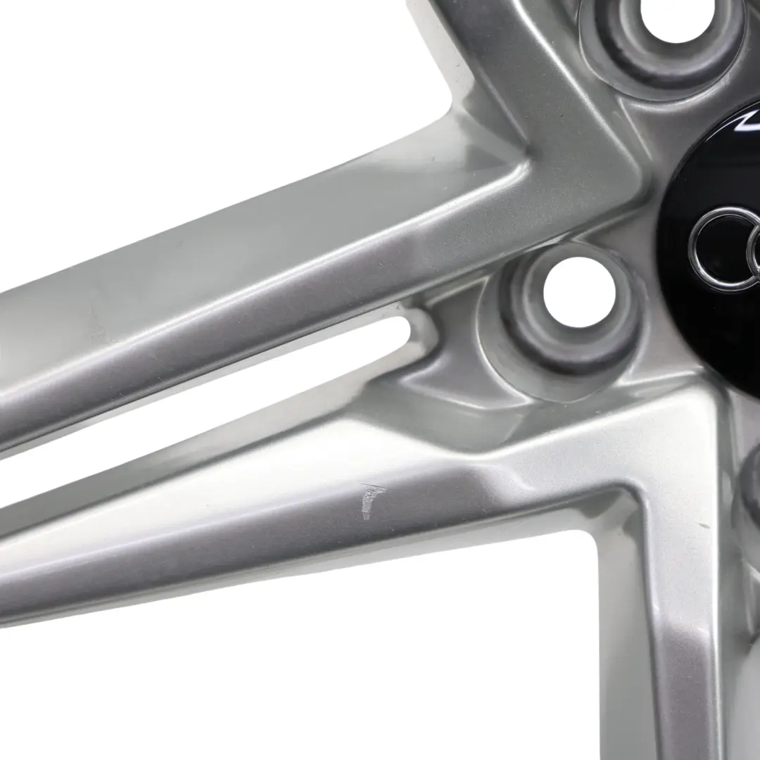 Llanta De Aleación Ligera Plata 18" 8.5J ET:29 para Audi A5 S5 F5 con número de pieza 8W0601025DE Audi A5 S5 F5 Llanta De Aleación Ligera Plata 18" 8.5J ET:29 - SKU 8W0601025DE-1 - Número de pieza 8W0601025DE