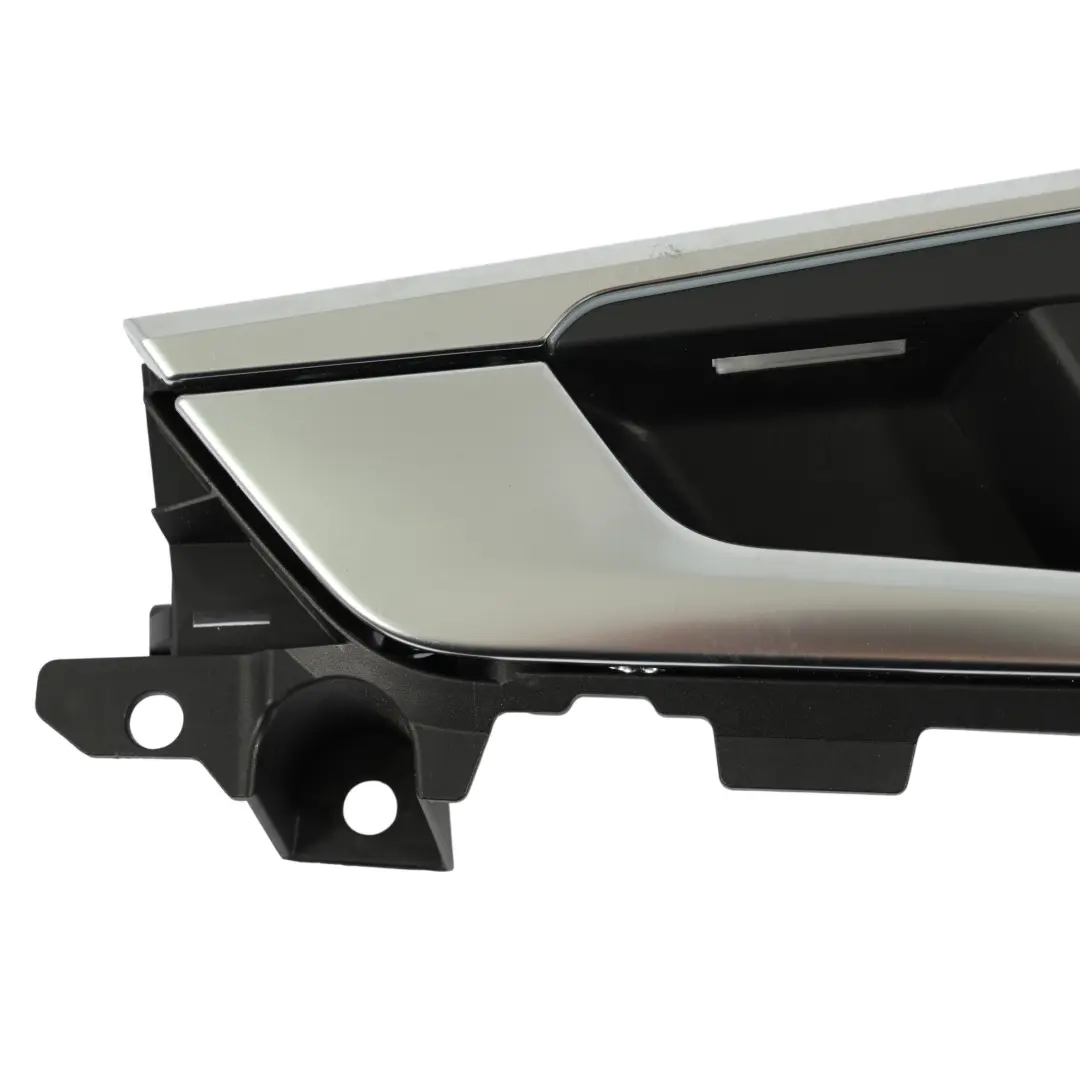 Rivestimento Maniglia Interna Porta Posteriore Sinistra per Audi A4 S4 B9 con numero di parte 8W0959523B Audi A4 S4 B9 Rivestimento Maniglia Interna Porta Posteriore Sinistra - SKU 8W0959523B-1 - Numero di parte 8W0959523B