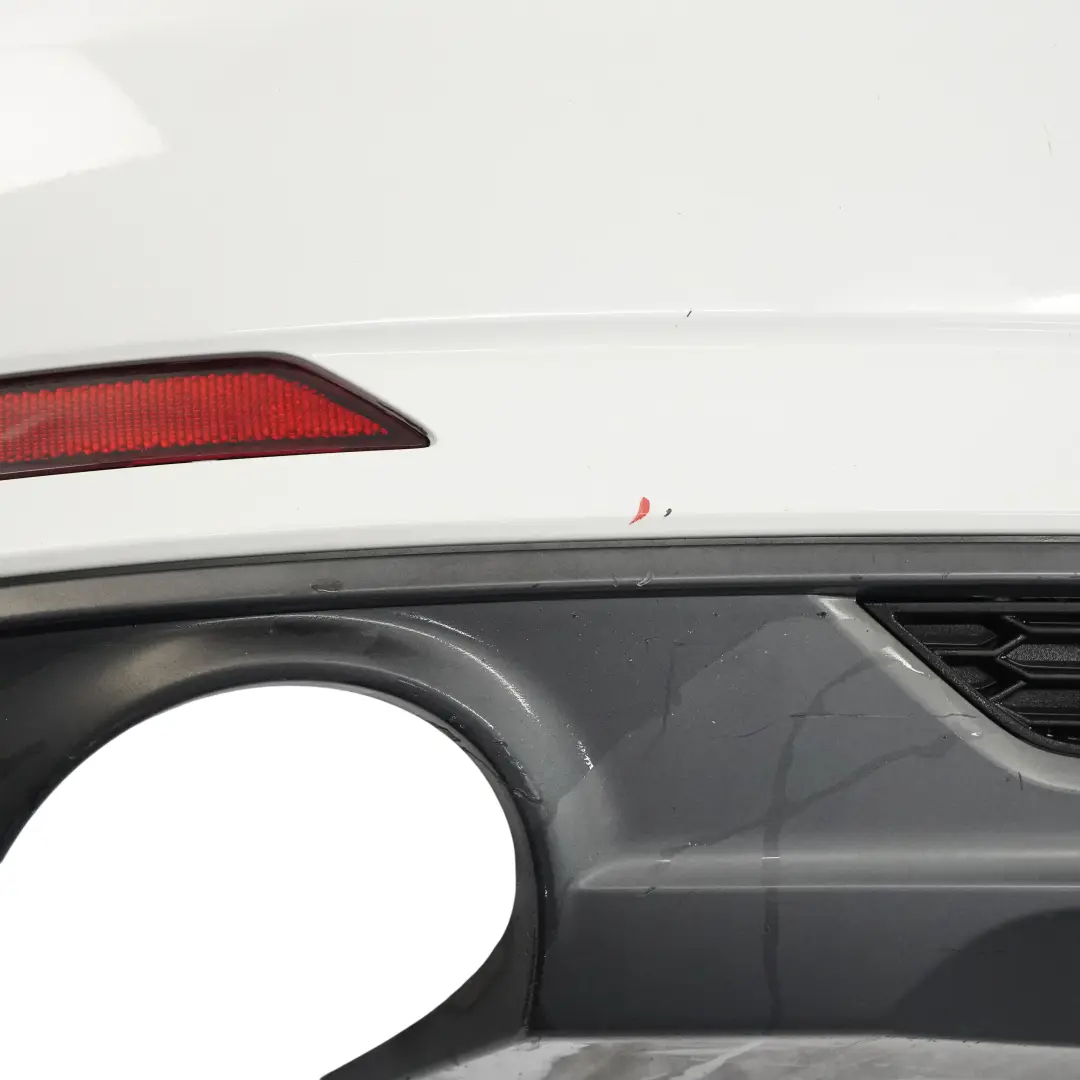 Tylny Zderzak S-Line Glacier White Pearl Biały Perłowy - S9R do Audi A5 F5 o numerze 8W6807067AA Audi A5 F5 Tylny Zderzak S-Line Glacier White Pearl Biały Perłowy - S9R - SKU 8W6807067AA-MGW - Numer Części 8W6807067AA