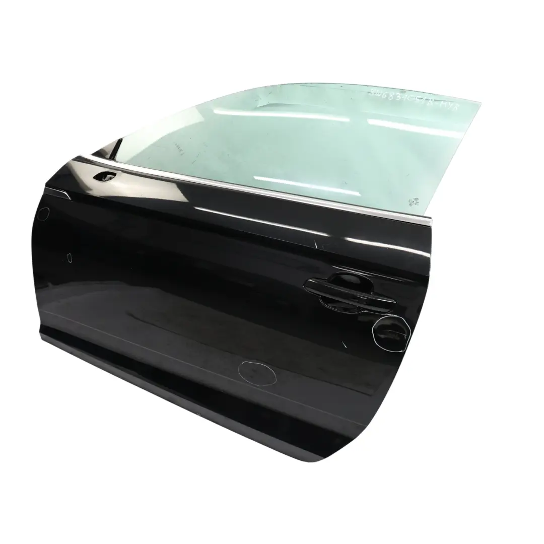Puerta Delantera Izquierda Mythical Black Metallic - Y9T para Audi A5 S5 F5 Coupe con número de pieza 8W6831051B Audi A5 S5 F5 Coupe Puerta Delantera Izquierda Mythical Black Metallic - Y9T - SKU 8W6831051B-MYB - Número de pieza 8W6831051B