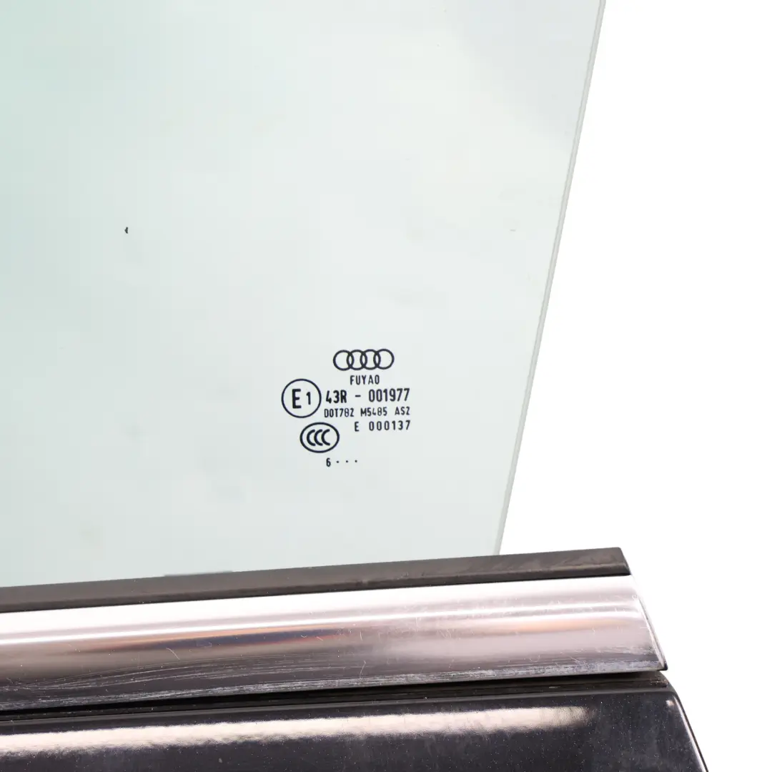 Coupé Porta Anteriore Sinistra Mythical Black Metallic - Y9T per Audi A5 S5 F5 con numero di parte 8W6831051B Audi A5 S5 F5 Coupé Porta Anteriore Sinistra Mythical Black Metallic - Y9T - SKU 8W6831051B-MYB - Numero di parte 8W6831051B