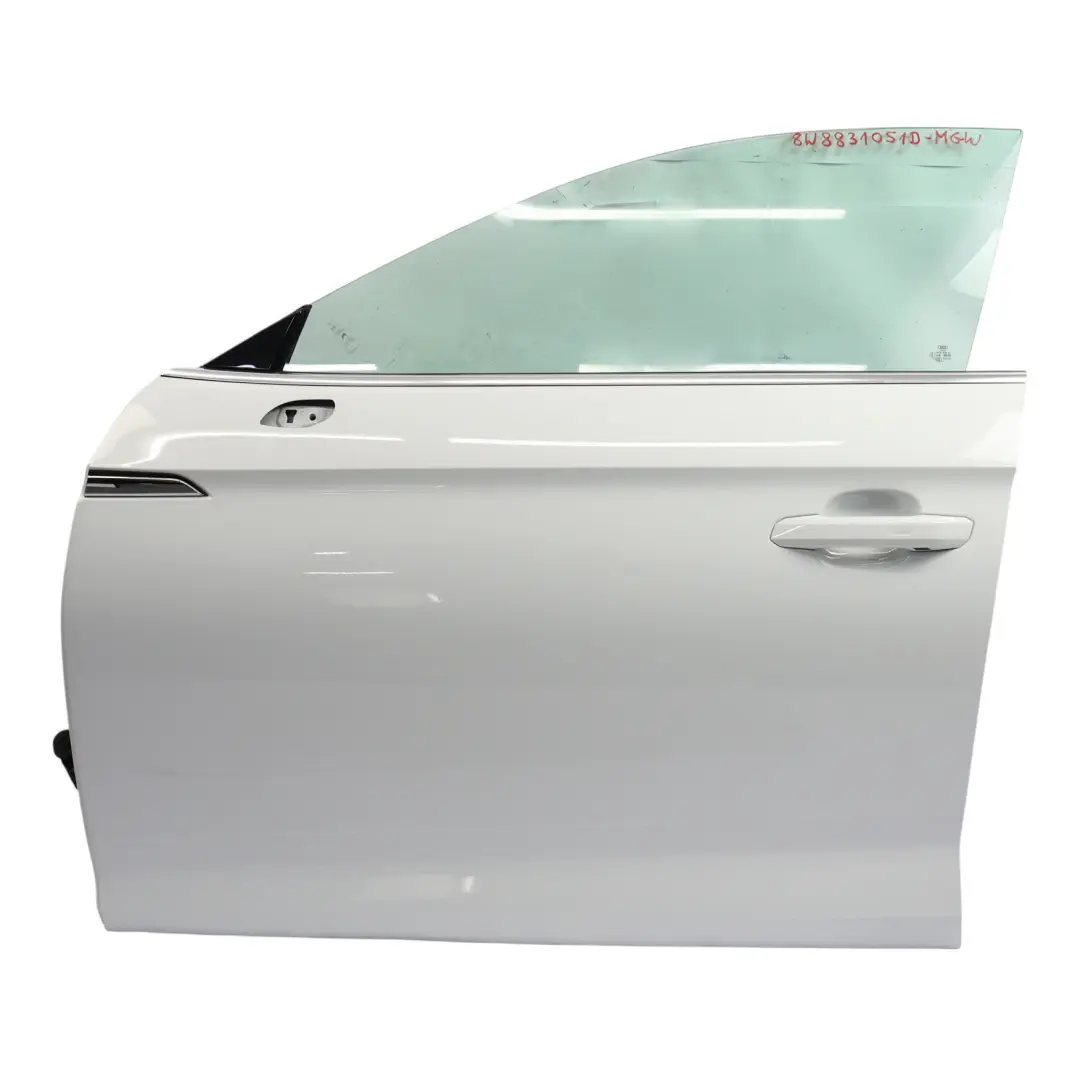 Porta Anteriore Sinistra Pannello Glacier White Pearl - S9R per Audi A5 F5 con numero di parte 8W8831051D Audi A5 F5 Porta Anteriore Sinistra Pannello Glacier White Pearl - S9R - SKU 8W8831051D-MGW - Numero di parte 8W8831051D