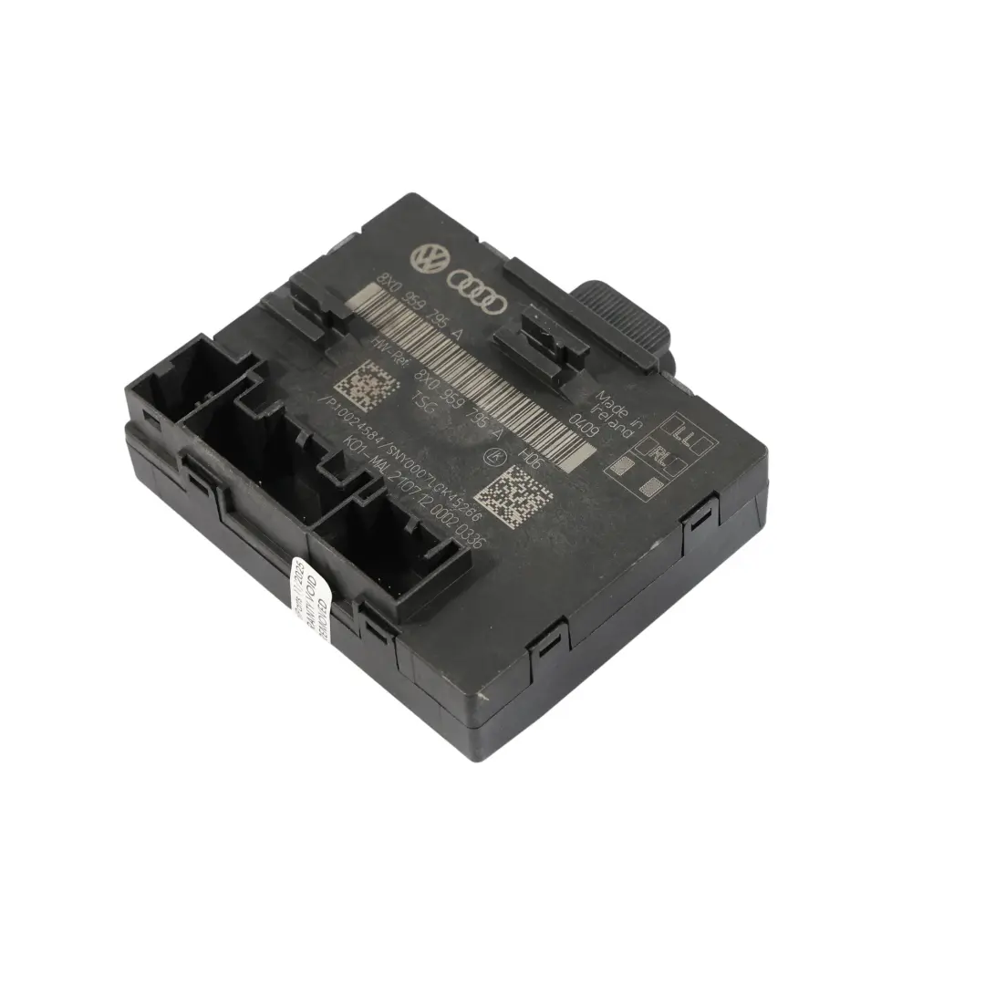 Door Module Control Unit ECU to Audi A1 8X Q3 8U Rear with Part number 8X0959795A Audi A1 8X Q3 8U Rear Door Module Control Unit ECU - SKU 8X0959795A - Part number 8X0959795A