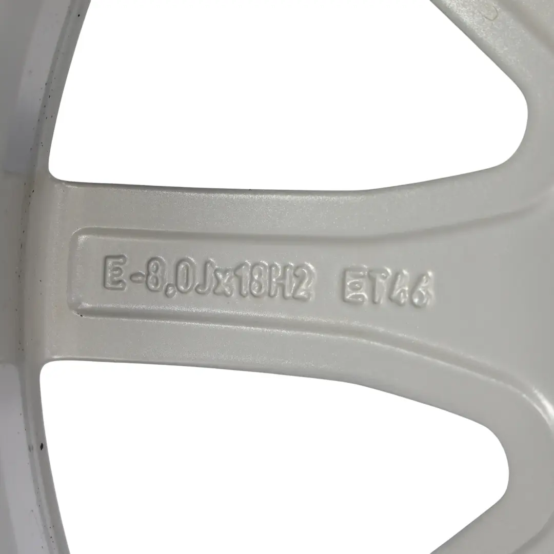 8Y Jante Alliage Argentée 18" 8J ET:46 pour Audi A3 S3 à propos du numéro de pièce 8Y0601025M Audi A3 S3 8Y Jante Alliage Argentée 18" 8J ET:46 - SKU 8Y0601025M-2 - Numéro de pièce 8Y0601025M