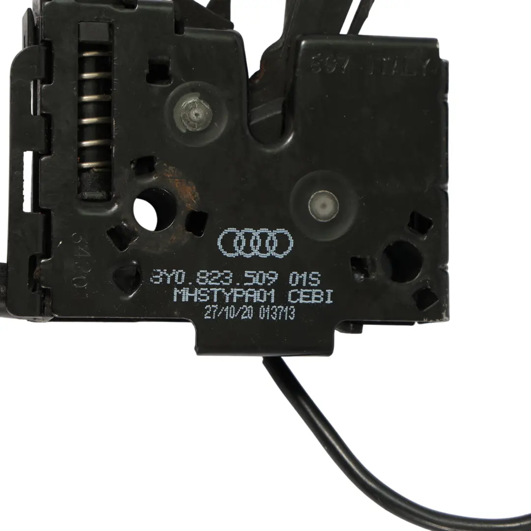 8Y Blocco Del Cofano Del Cofano Gancio Sinistro Destro per Audi S3 con numero di parte 8Y0823509 Audi S3 8Y Blocco Del Cofano Del Cofano Gancio Sinistro Destro - SKU 8Y0823509 - Numero di parte 8Y0823509