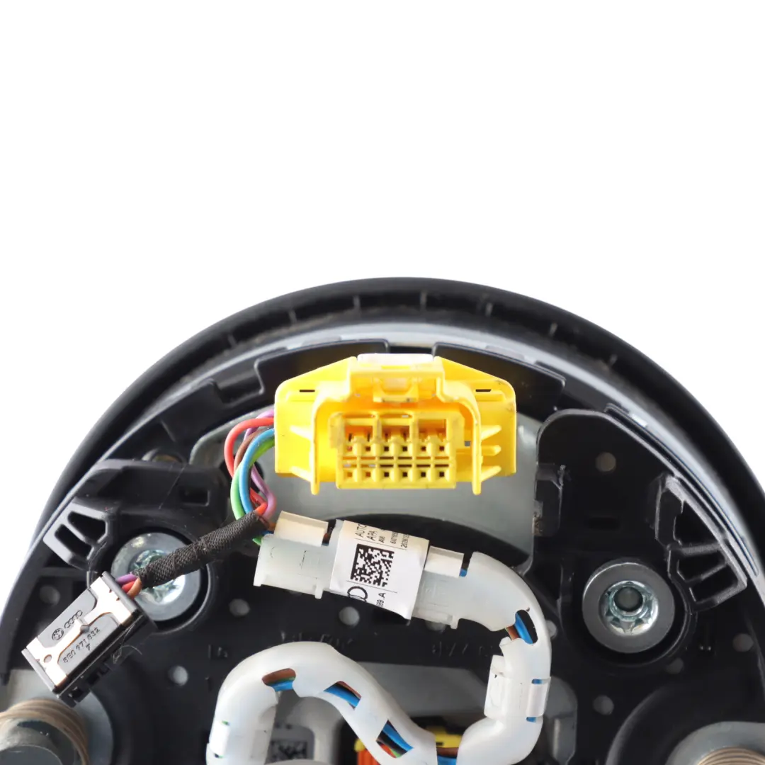 8Y Steering Wheel Air Module Insert SRS Driver's Side to Audi S3 with Part number 8Y0880201E Audi S3 8Y Steering Wheel Air Module Insert SRS Driver's Side - SKU 8Y0880201E - Part number 8Y0880201E