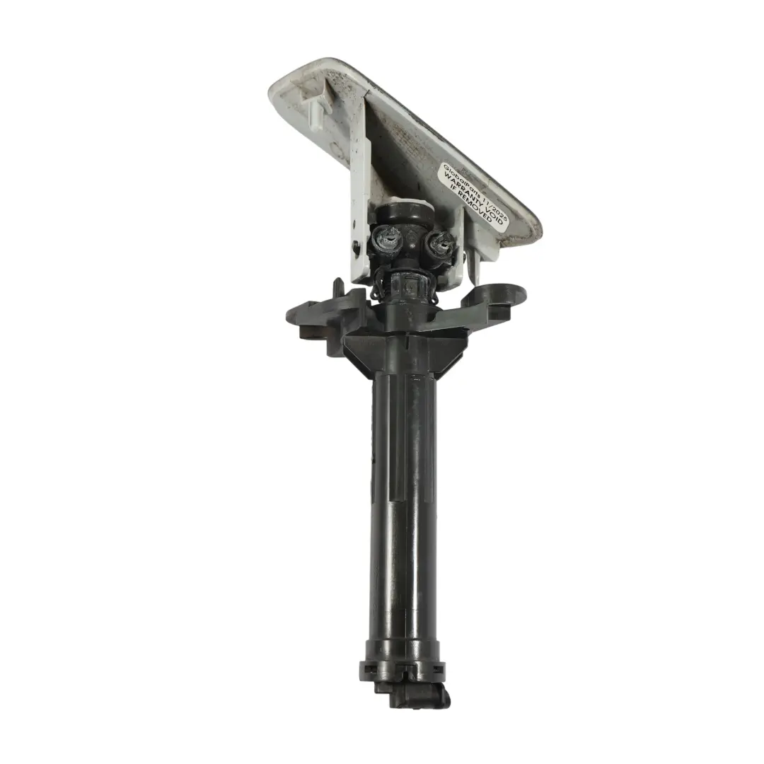 8Y Lavafari Destro Grigio Daytona Effetto Perla - Z7S per Audi S3 con numero di parte 8Y0955102 Audi S3 8Y Lavafari Destro Grigio Daytona Effetto Perla - Z7S - SKU 8Y0955102-DGR - Numero di parte 8Y0955102