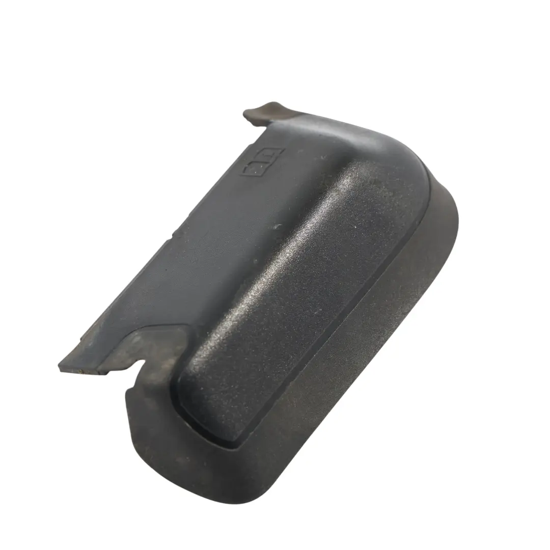 8Y Osłona Lampy W klapie Bagażnika Prawa do Audi S3 o numerze 8Y4945256A Audi S3 8Y Osłona Lampy W klapie Bagażnika Prawa - SKU 8Y4945256A - Numer Części 8Y4945256A