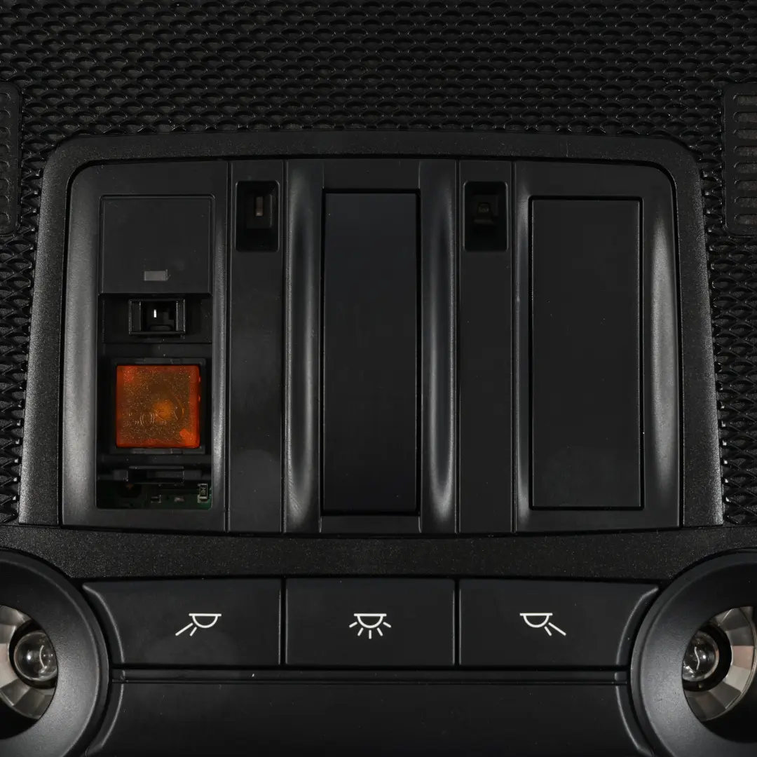 Interrupteur D'Éclairage Intérieur Pavillon Avant Noir pour BMW X5 E70 X6 E71 à propos du numéro de pièce 9144076 BMW X5 E70 X6 E71 Interrupteur D'Éclairage Intérieur Pavillon Avant Noir - SKU 9144076 - Numéro de pièce 9144076