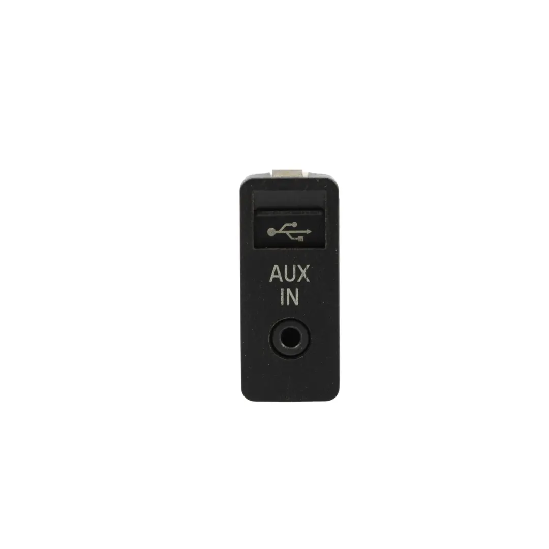 BMW F01 E60 E61 E70 E81 E87 E90 E91 USB AUX In Buchse Port Stecker - SKU 9189174 - Teilenummer 9189174