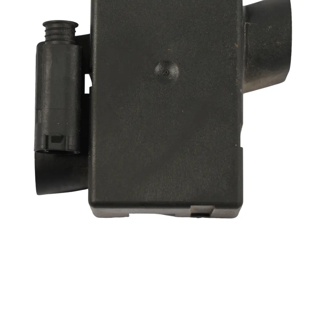 Batteria B+ Vano Motore Punto Terminale per BMW Z4 E89 con numero di parte 9190110 BMW Z4 E89 Batteria B+ Vano Motore Punto Terminale - SKU 9190110 - Numero di parte 9190110