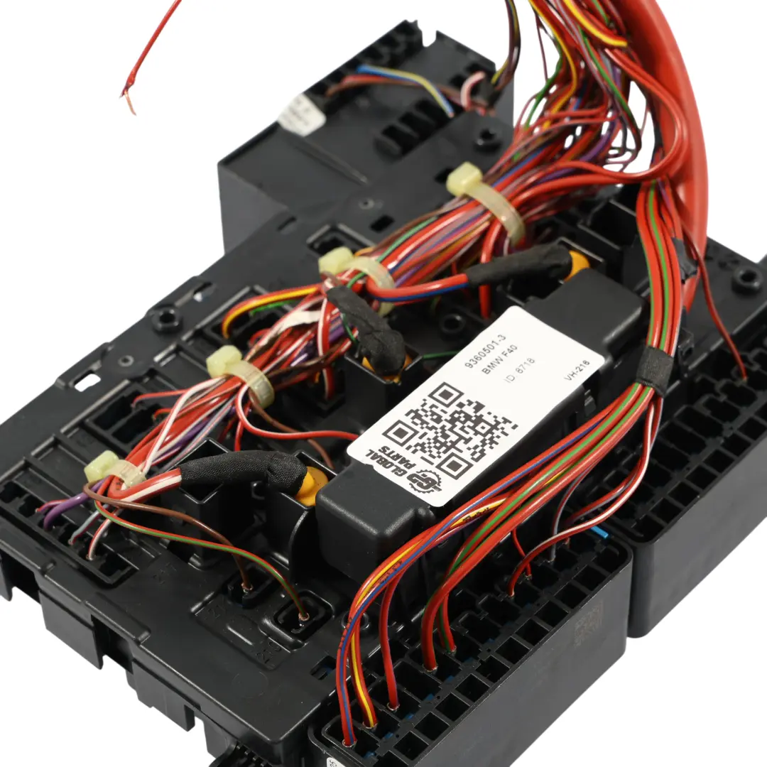 Boîte À Fusibles De Distribution Arrière pour BMW F40 F48 Mini F56 à propos du numéro de pièce 9360501 BMW F40 F48 Mini F56 Boîte À Fusibles De Distribution Arrière - SKU 9360501-3 - Numéro de pièce 9360501