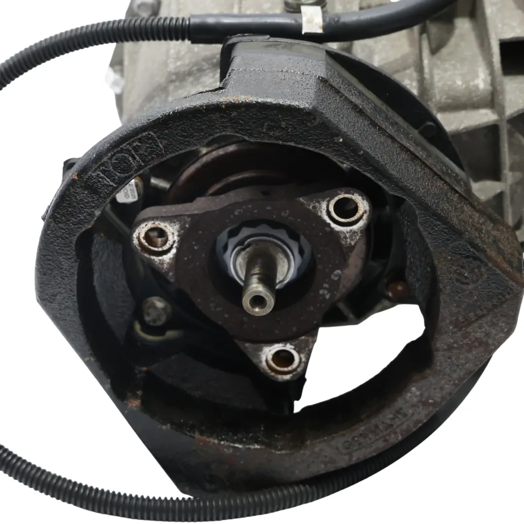 Transfer Box Case LLF WARRANTY to Porsche Cayenne 955 9PA 3.0 TDI with Part number 95534104030 Porsche Cayenne 955 9PA 3.0 TDI Transfer Box Case LLF WARRANTY - SKU 95534104030 - Part number 95534104030