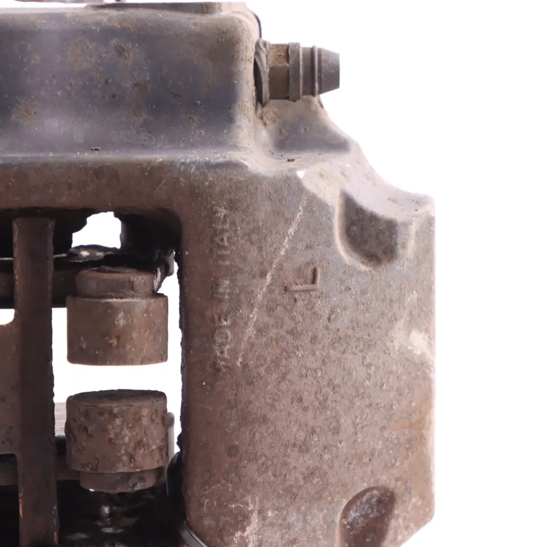 Boîtier Étrier Frein Arrière Gauche pour Porsche Cayenne 955 9PA à propos du numéro de pièce 95535242132 Porsche Cayenne 955 9PA Boîtier Étrier Frein Arrière Gauche - SKU 95535242132 - Numéro de pièce 95535242132