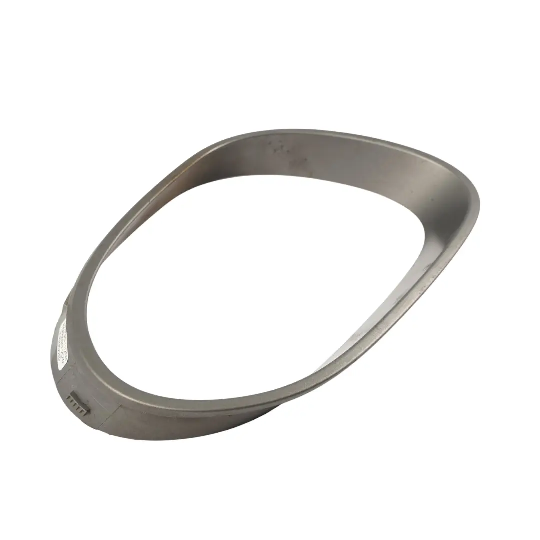 Moldura Tubo Escape Parachoques Trasero Derecho 7L5807838 para Porsche Cayenne 955 con número de pieza 95550583801 Porsche Cayenne 955 Moldura Tubo Escape Parachoques Trasero Derecho 7L5807838 - SKU 95550583801 - Número de pieza 95550583801