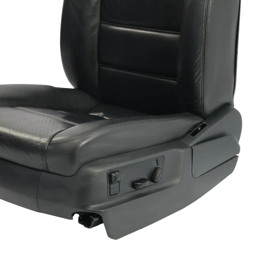 Asiento Confort Delantero Izquierdo Calefactable Cuero Negro para Porsche Cayenne 9PA con número de pieza 95552117907 Porsche Cayenne 9PA Asiento Confort Delantero Izquierdo Calefactable Cuero Negro - SKU 95552117907-1 - Número de pieza 95552117907