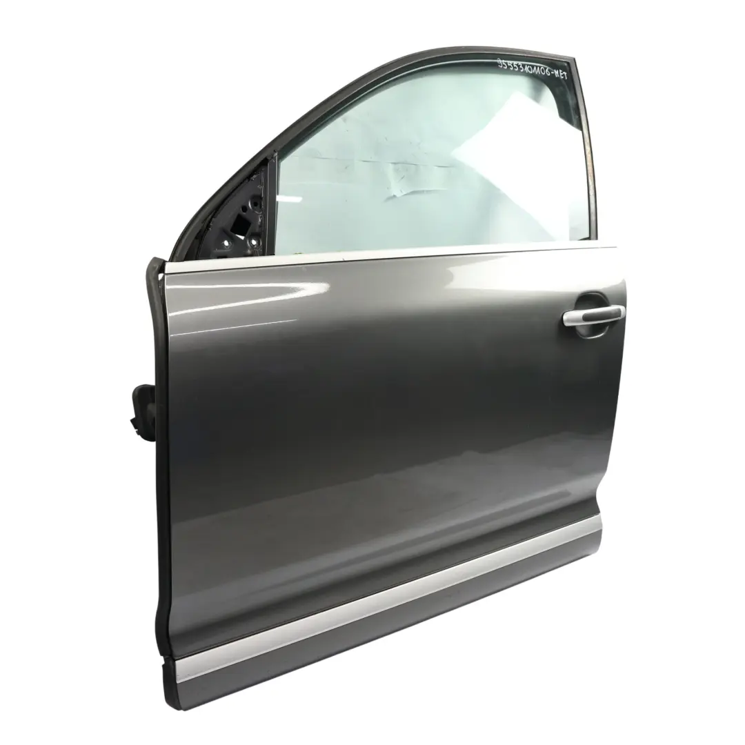 Gauche Meteor Grey Gris Métallisé - M7W pour Porsche Cayenne 9PA Porte Avant à propos du numéro de pièce 95553101106 Porsche Cayenne 9PA Porte Avant Gauche Meteor Grey Gris Métallisé - M7W - SKU 95553101106-MET - Numéro de pièce 95553101106