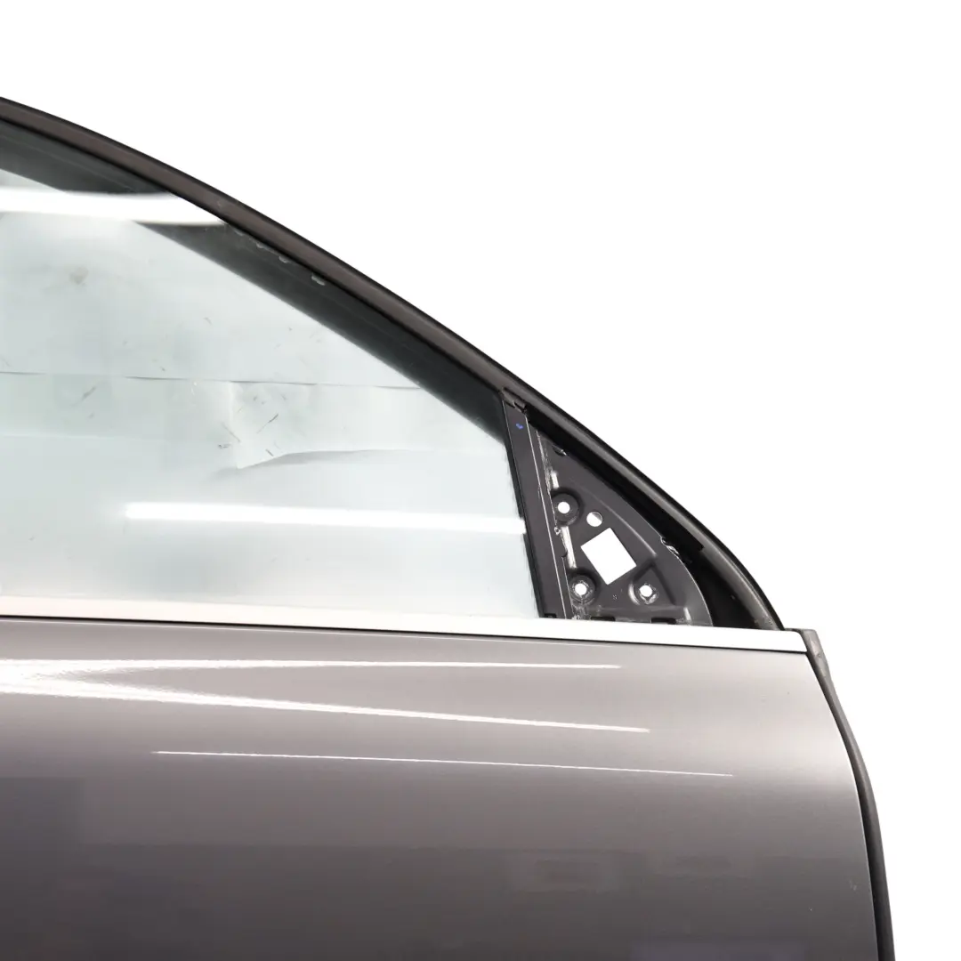 Porsche Cayenne 9PA Porte Avant Droite Meteor Grey Gris Métallisé - M7W - SKU 95553101207-MET - Numéro de pièce 95553101207