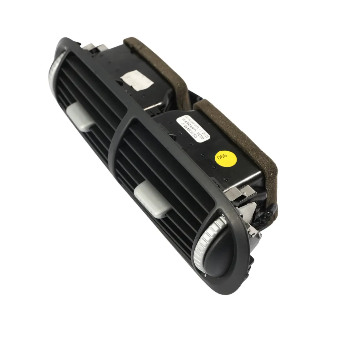 Dashboard Center Air Vent Griller Nozzle 7L5819727C to Porsche Cayenne 955 9PA with Part number 95555226303 Porsche Cayenne 955 9PA Dashboard Center Air Vent Griller Nozzle 7L5819727C - SKU 95555226303 - Part number 95555226303