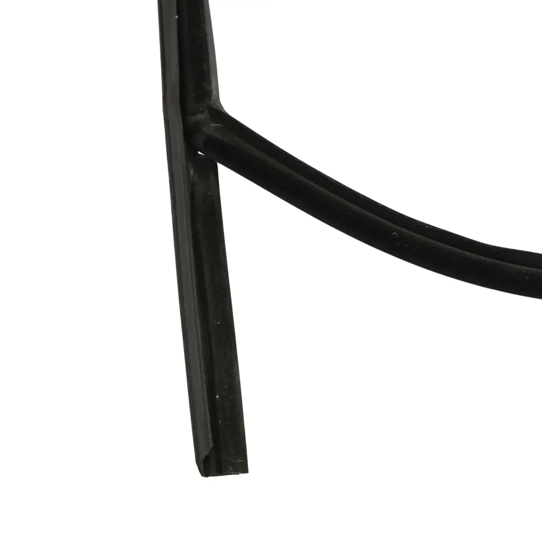 Joint De Guidage De Vitre De Porte Arrière Droite pour Porsche Macan 95B à propos du numéro de pièce 95B839432 Porsche Macan 95B Joint De Guidage De Vitre De Porte Arrière Droite - SKU 95B839432 - Numéro de pièce 95B839432