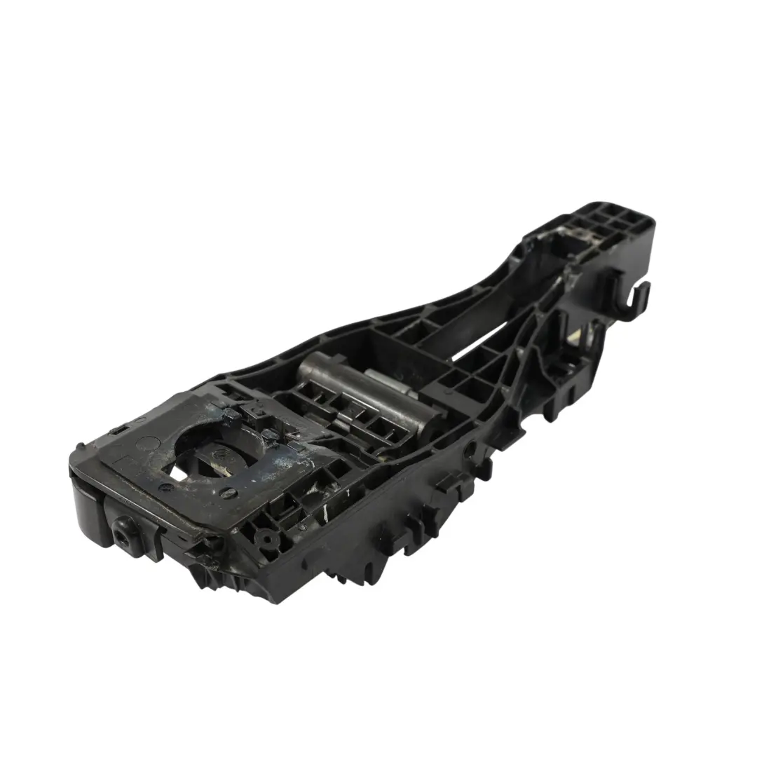 Tirador De Puerta Delantero Trasero Derecho para Porsche Macan 95B con número de pieza 95B839886B Porsche Macan 95B Tirador De Puerta Delantero Trasero Derecho - SKU 95B839886B - Número de pieza 95B839886B